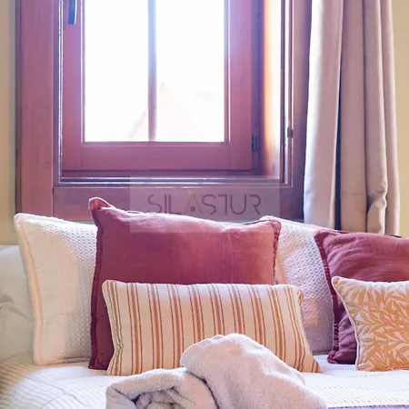 Casina De Santa Ana Ii By Silastur