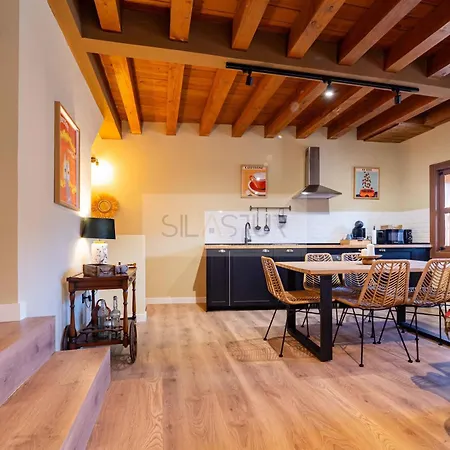 Casina De Santa Ana Ii By Silastur *